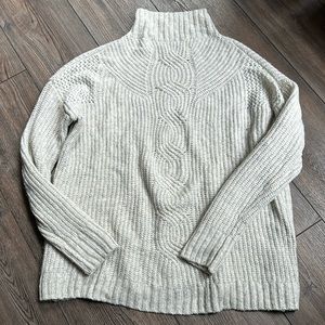 Grey & cream sweater